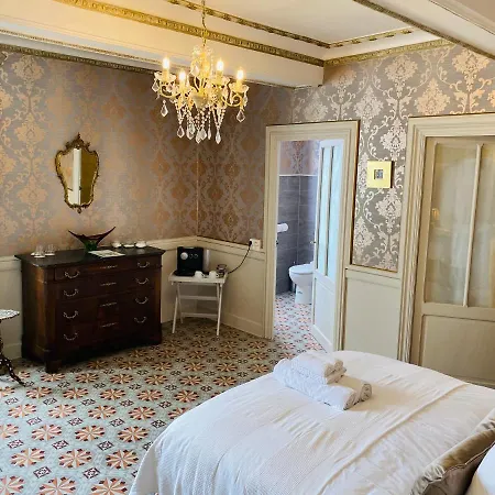 Maison Des Palmiers Couette-café *