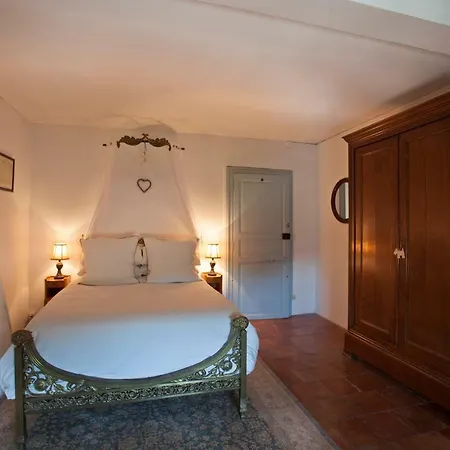 Maison Des Palmiers Bed & Breakfast *